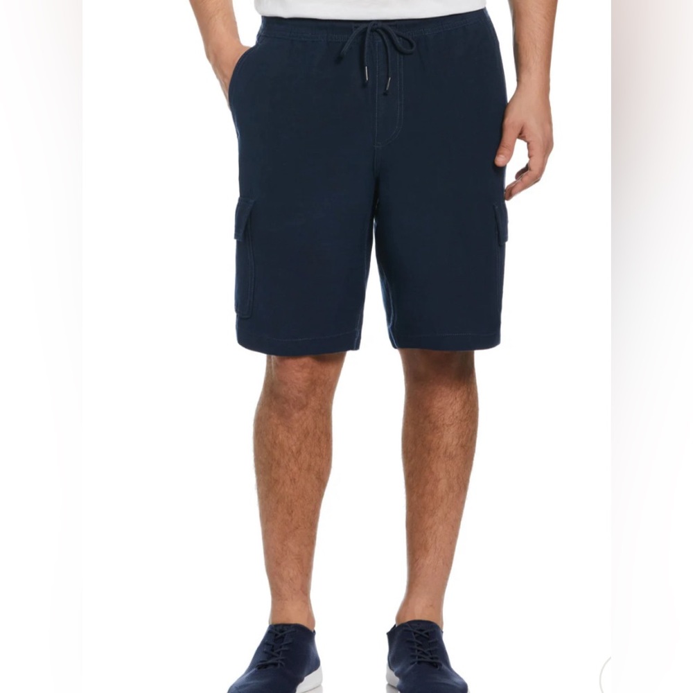 Cubavera Men's
Linen Blend Pull-On Cargo Shorts Size: M